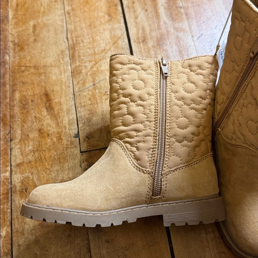 Old Navy Tan Quilted Boots spiced saffron tall boot size 10 new never worn